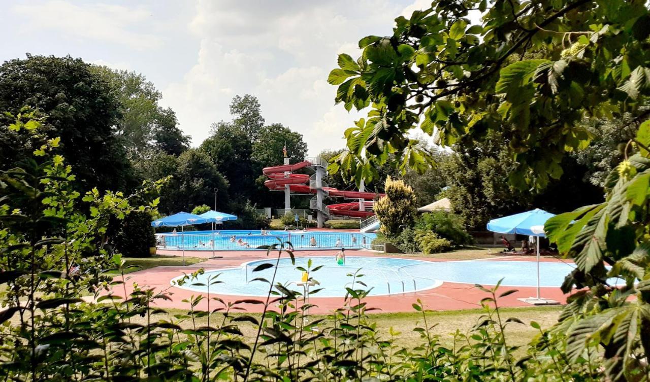 Talblick 2 - Ihr Zuhause : das Ferienhaus mitten im idyllischen Tal Bad Bibra Exterior foto